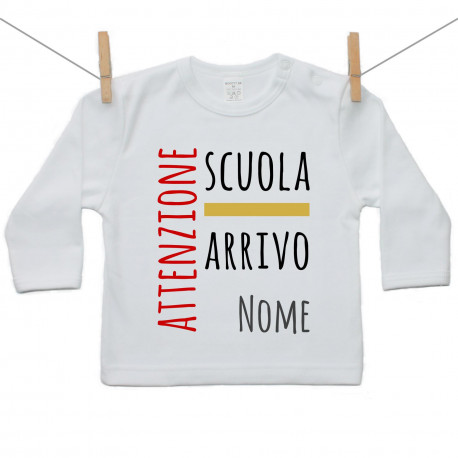 Maglietta a maniche lunghe Attenzione scuola, arrivo